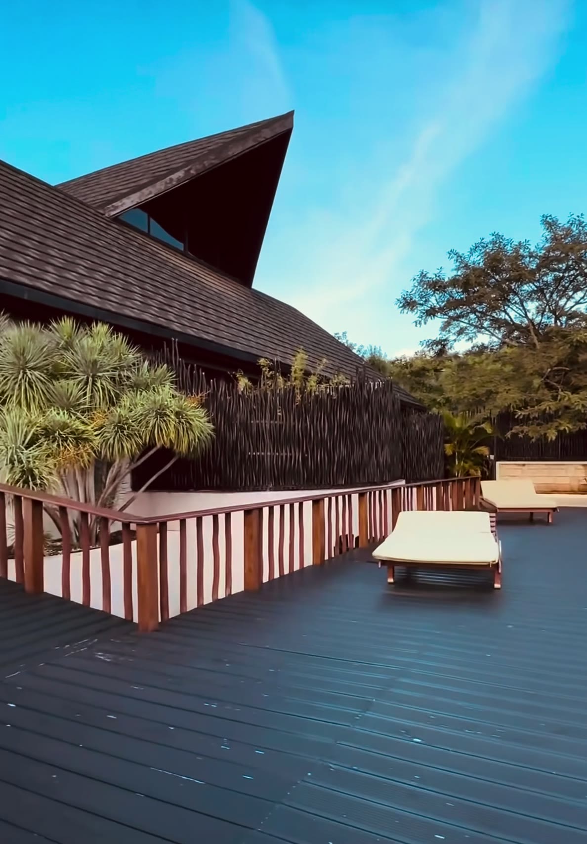 The Bali House — photograph 2